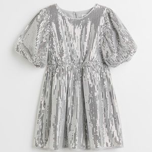 H&M Girls Sequin puff sleeved party dress 5T silver disco